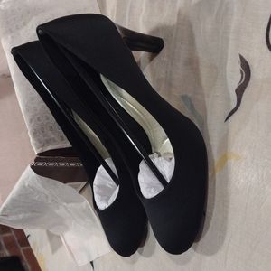 Black Satin Dress Heels 8.5